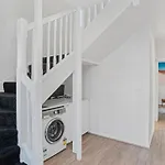 Halifax Muse Pet Friendly Townhouse