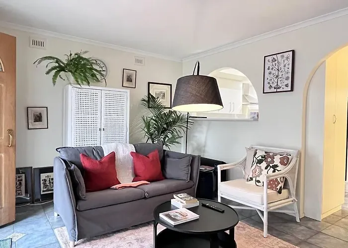 Greeny Fresh Townhouse Central Location