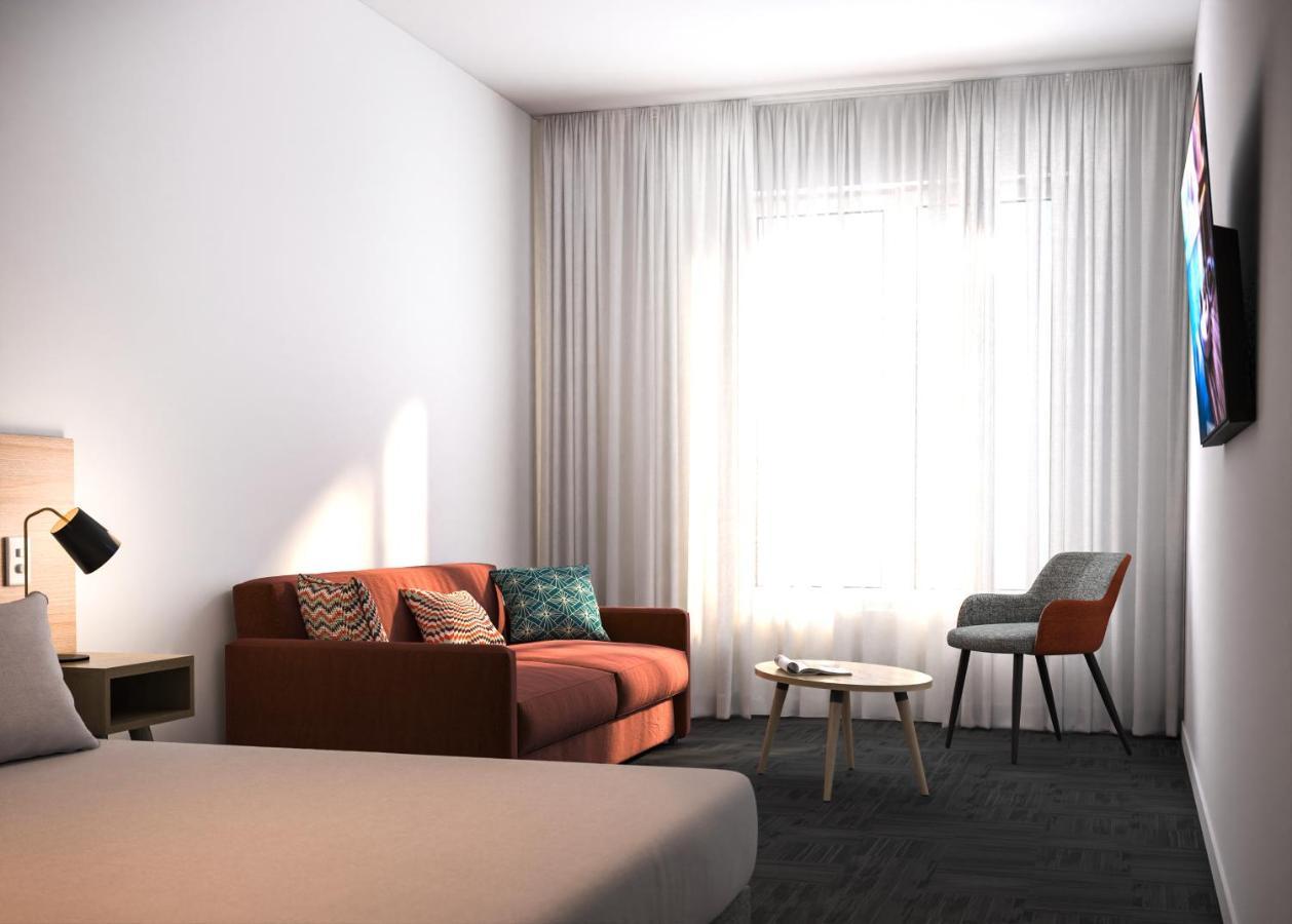 Hotel Toms Court 4*