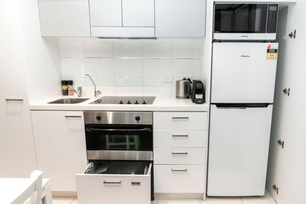 Horizons 1402 - Free Carpark Apartment