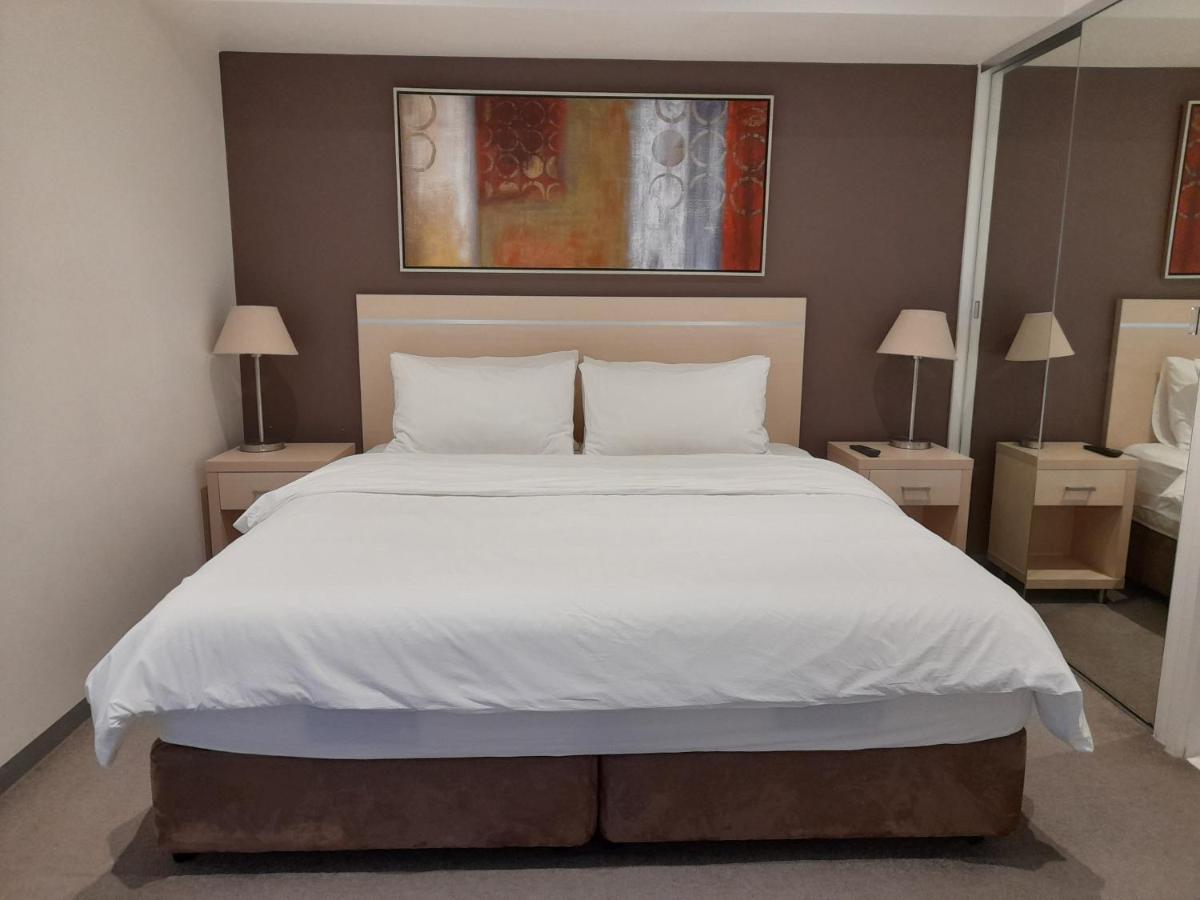 Aparthotel Stylish Apt In North Ter & City View & Free Parking