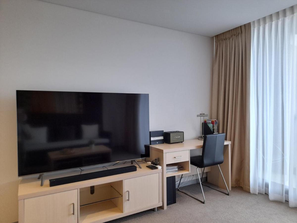 Stylish Apt In North Ter & City View & Free Parking Aparthotel