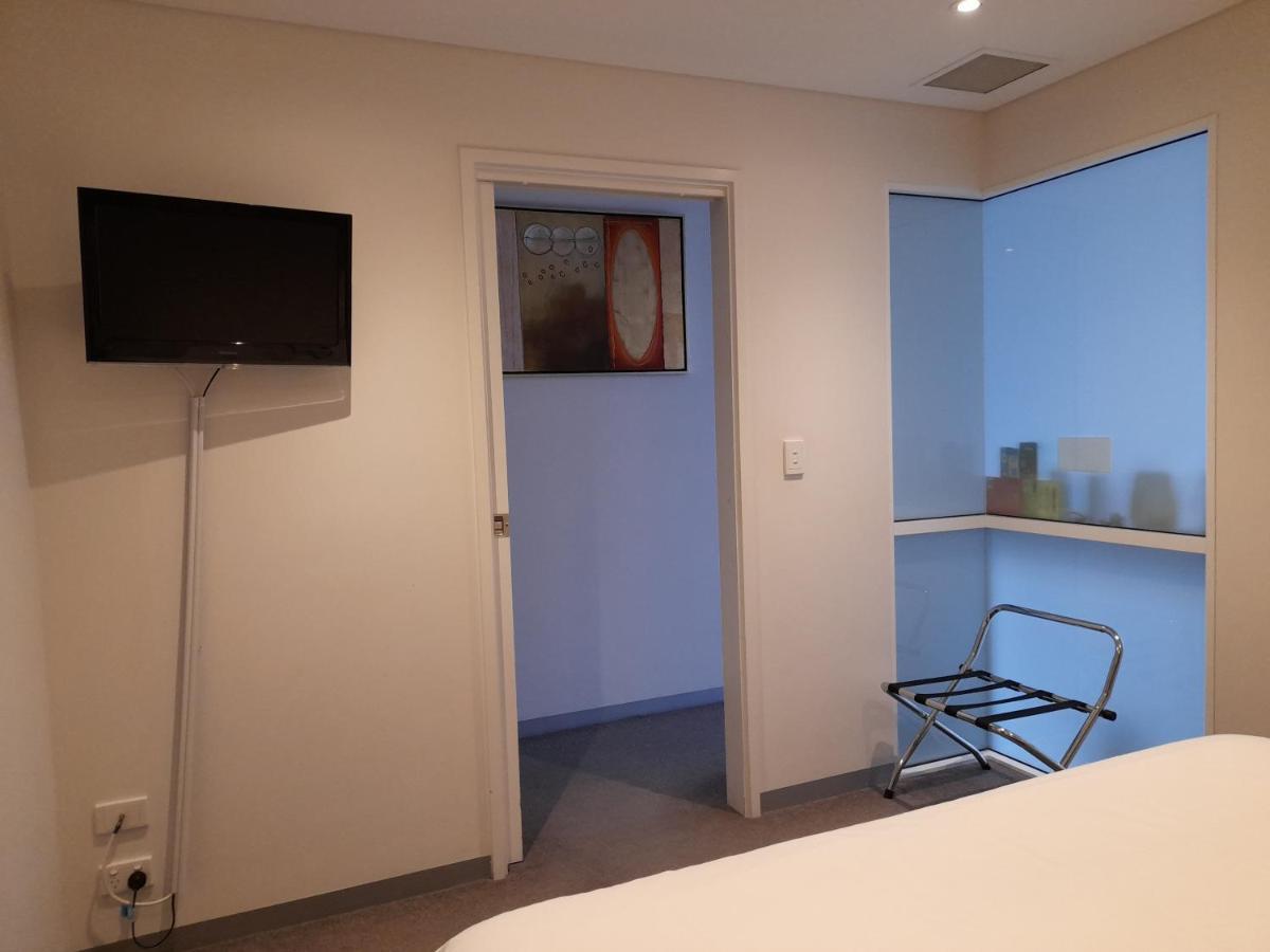 Stylish Apt In North Ter & City View & Free Parking 2* Adelaide
