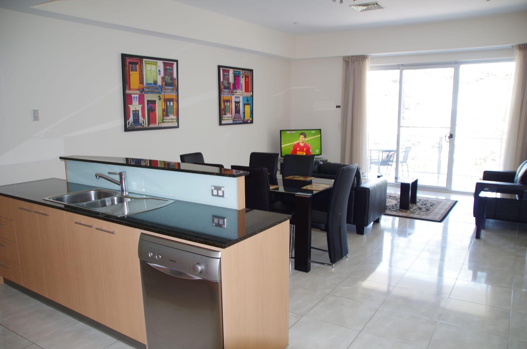 Ensenada Motor And 4*