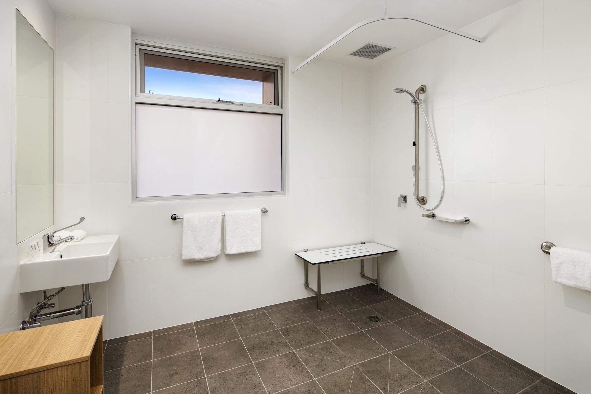 Quest Port 4* Adelaide