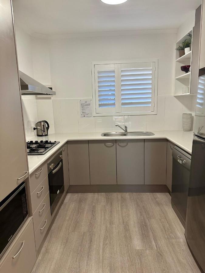 Dress Circle - Archer Street Apartment Adelaide