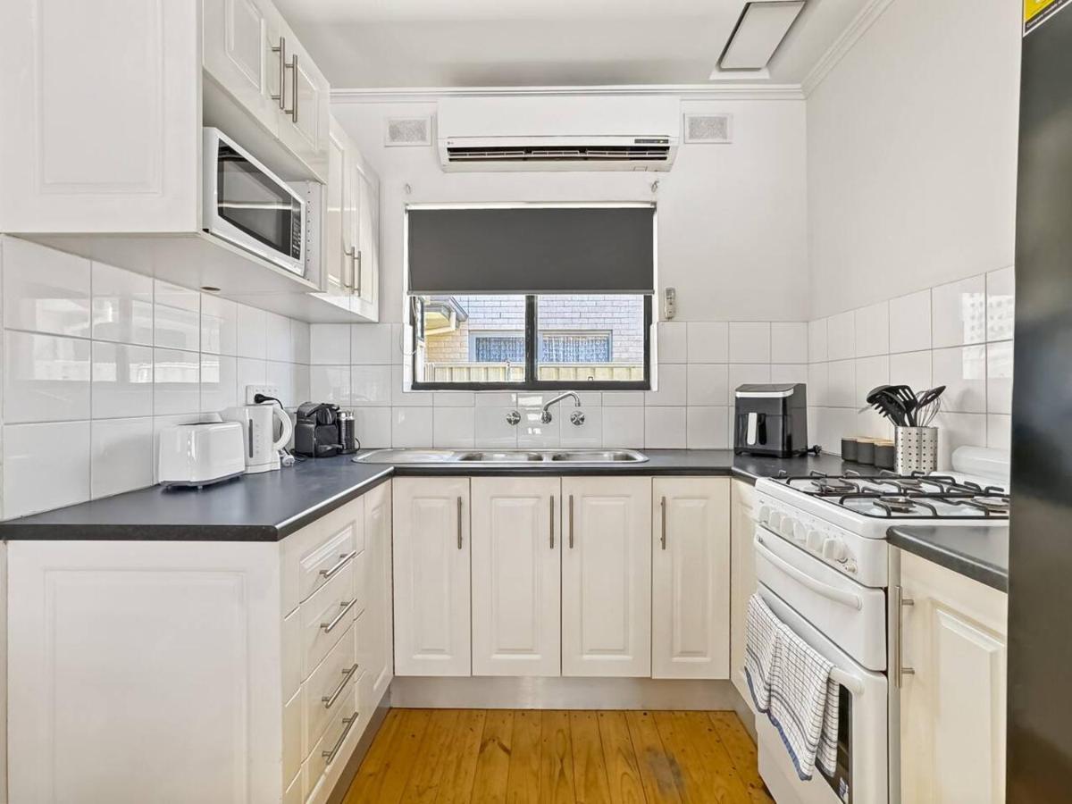 Apartment 'the Grange' Coastal Charm Near Henley