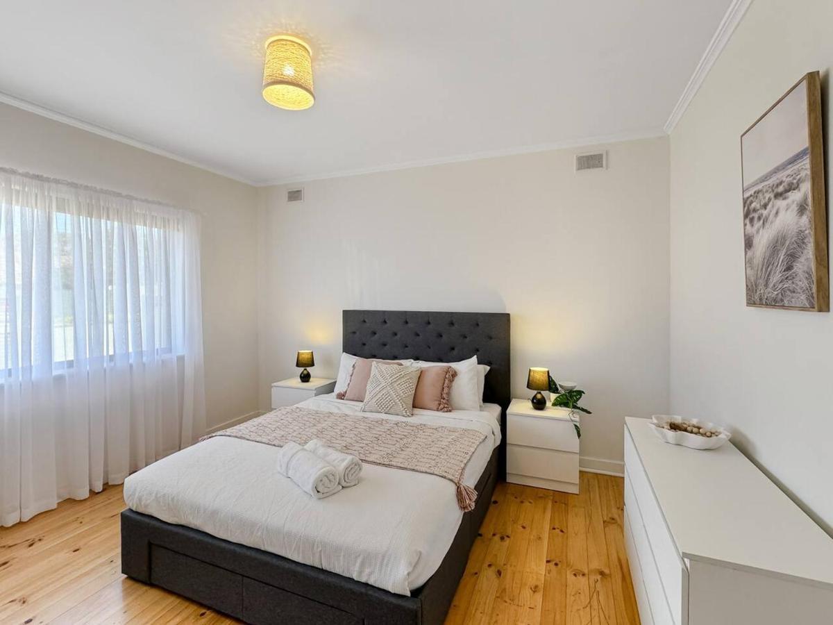 Apartment 'the Grange' Coastal Charm Near Henley Adelaide