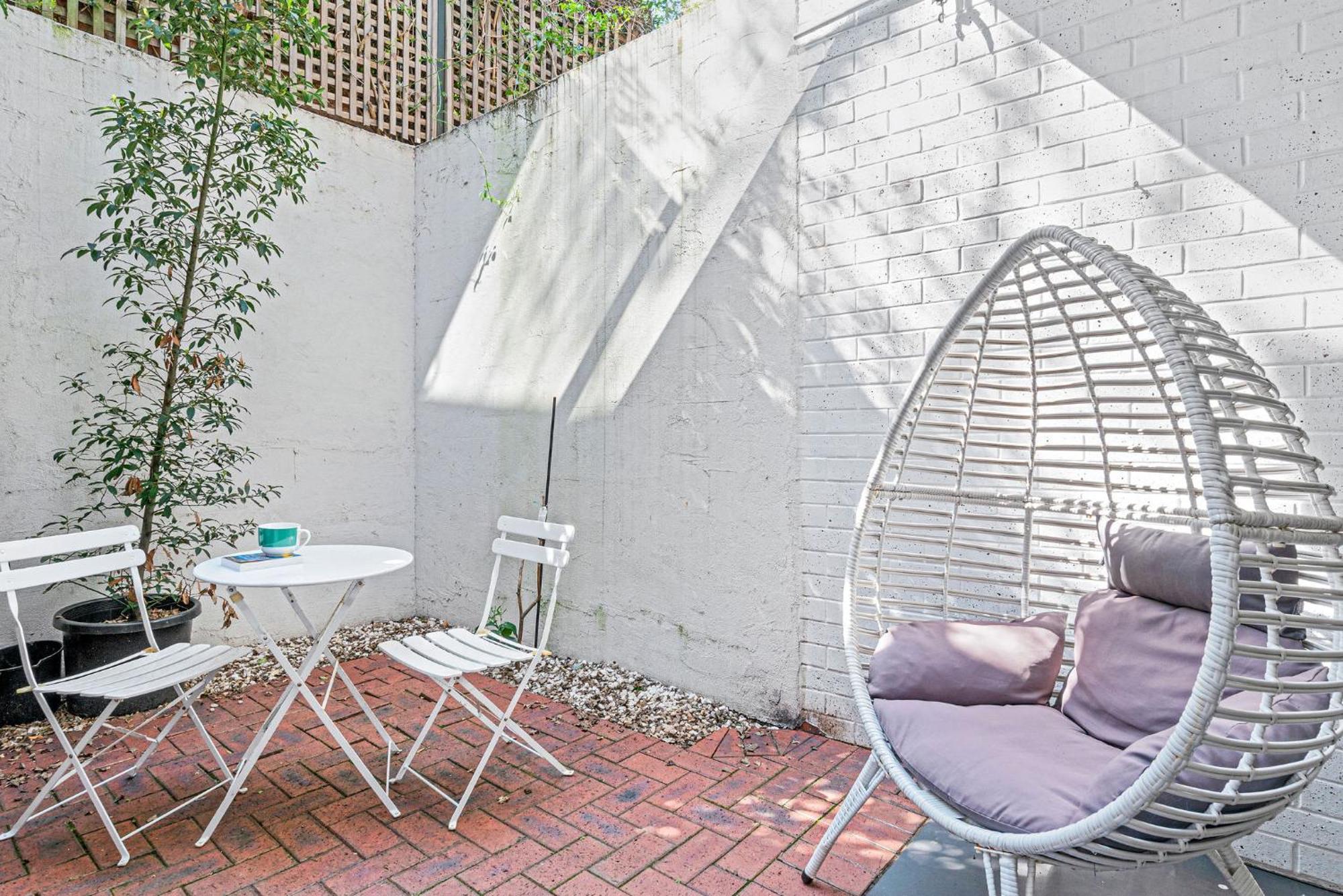 Halifax Muse Pet Friendly Townhouse Holiday home Adelaide