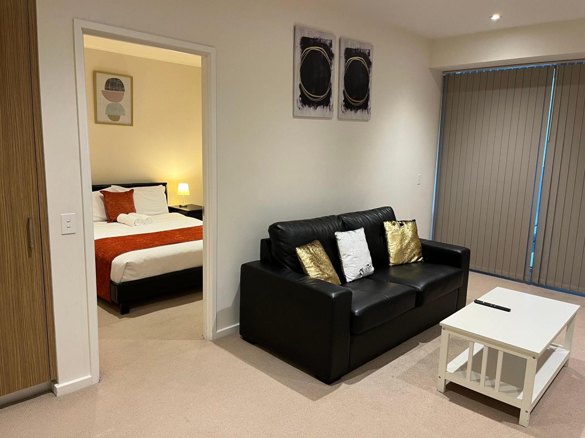 Tasha's On Morphett Apartment