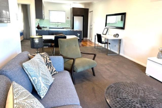 Apartment Dress Circle - Archer Street Adelaide