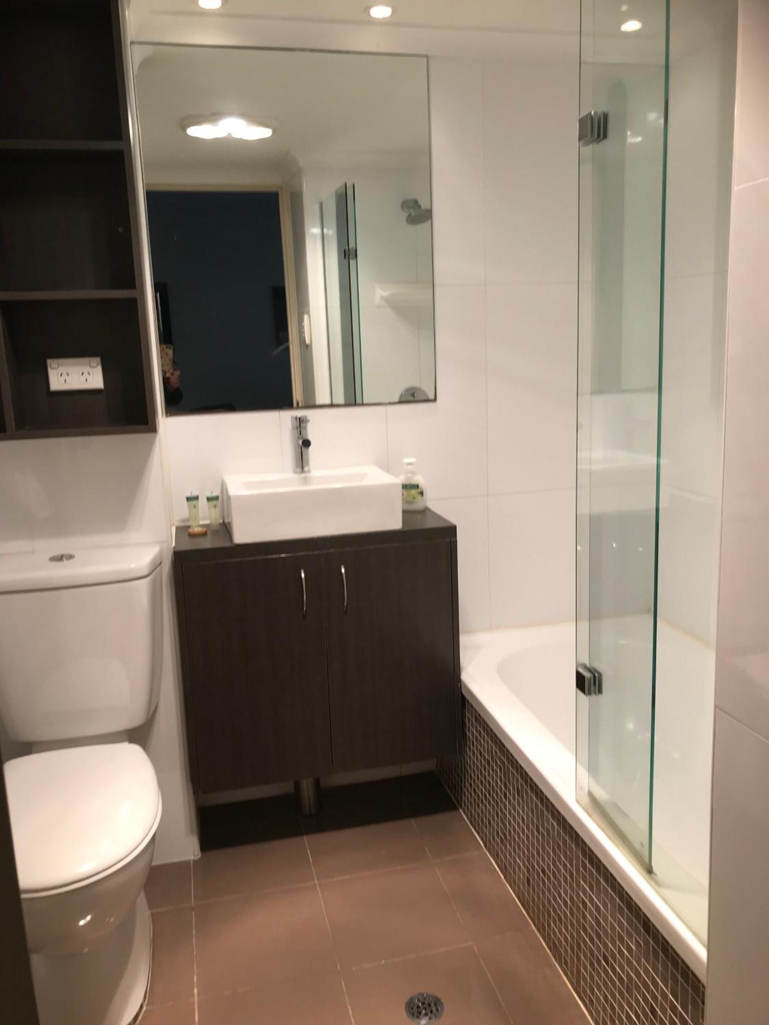 Dress Circle - Archer Street Apartment Adelaide