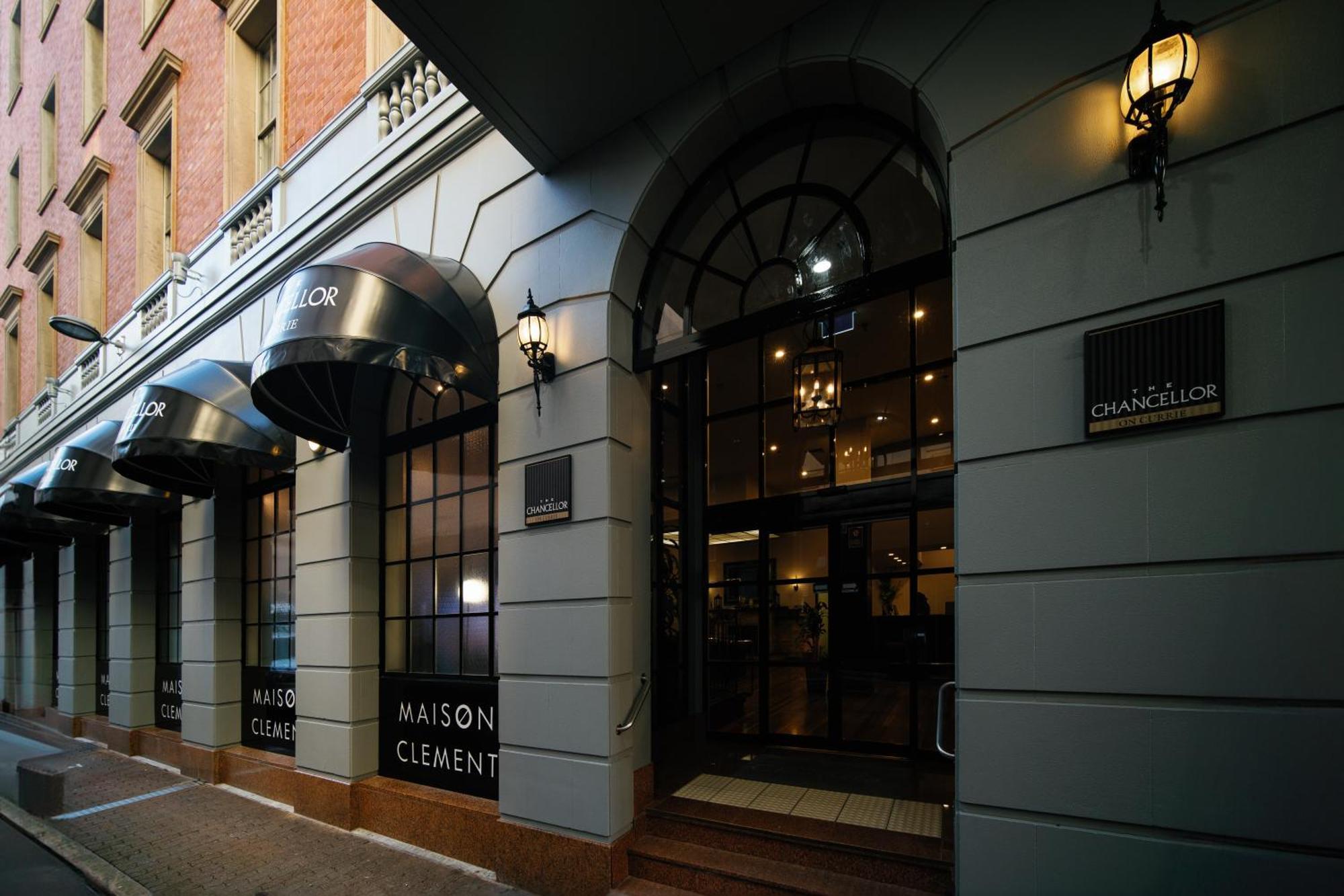 Hotel The Chancellor On Currie Adelaide