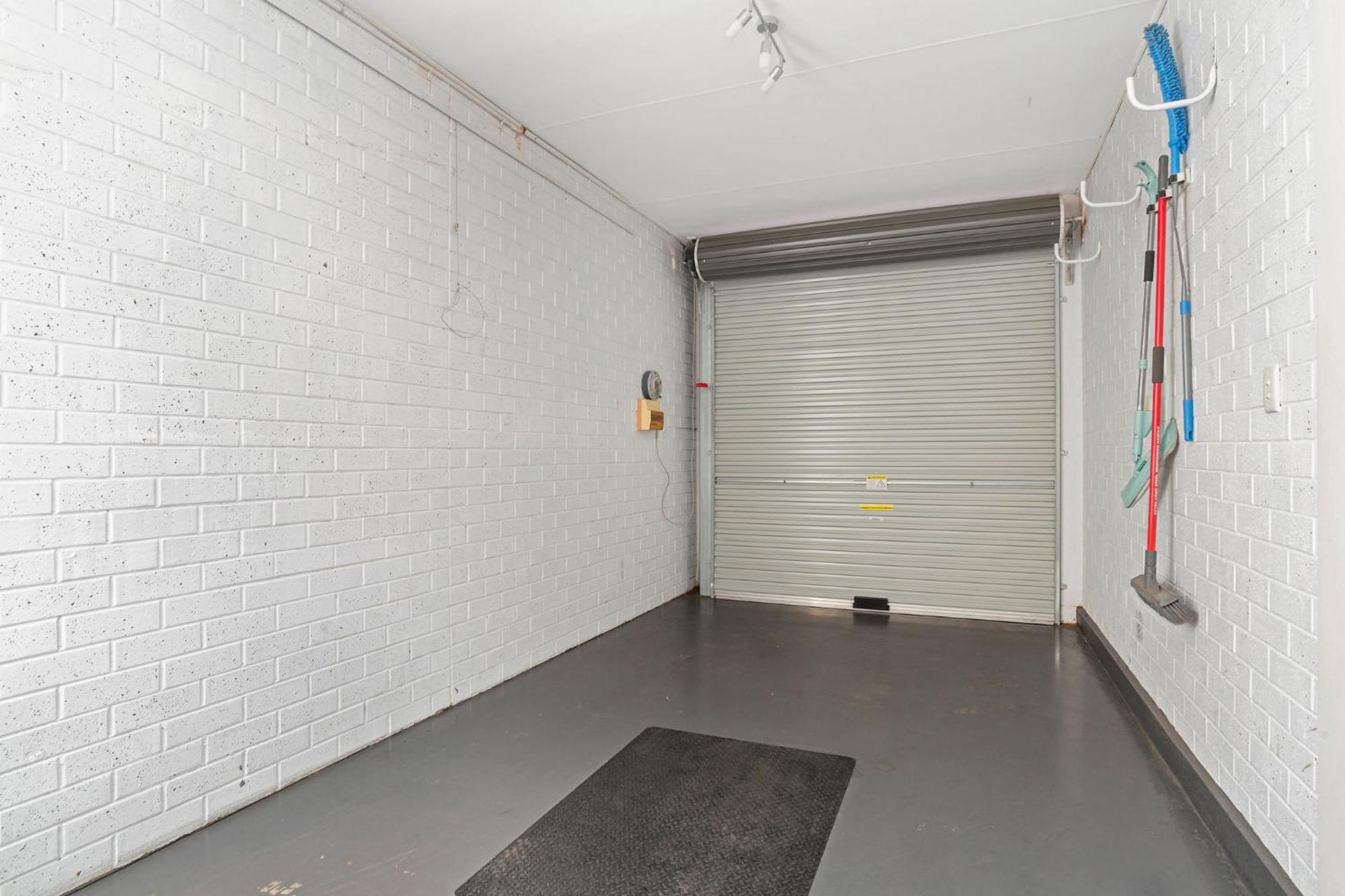 Halifax Muse Pet Friendly Townhouse * Adelaide