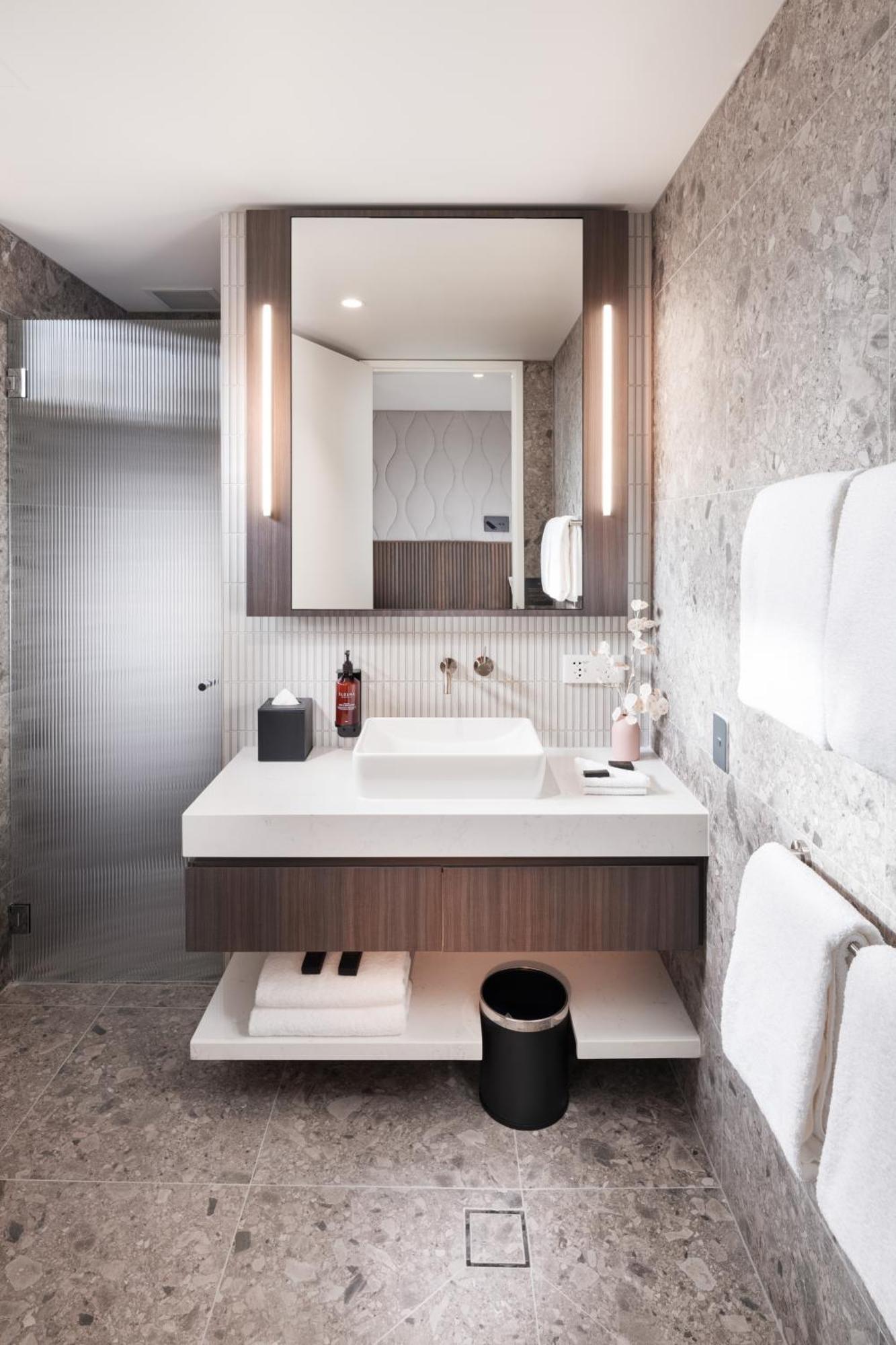 Majestic M Aparthotel 4*