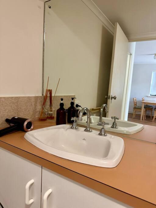 Relaxing Park View 2 Bedrooms Free Wi-fi * Adelaide
