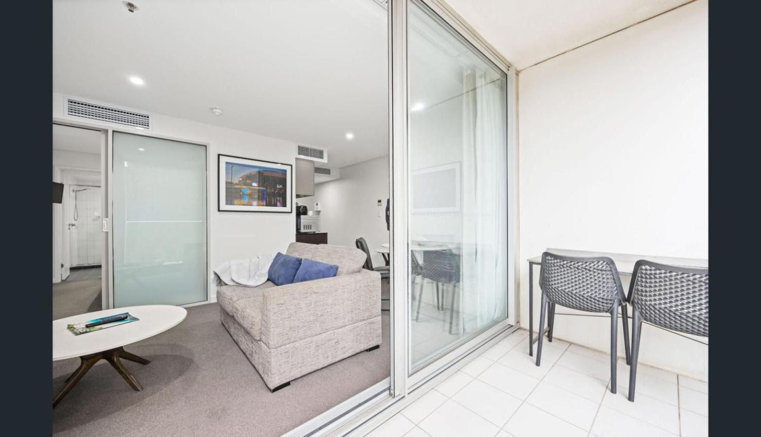 Apartment Happy Deluxe In Cbd Adelaide