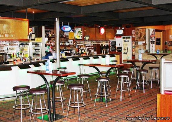 Highlander Bar Kitchen Rooftop