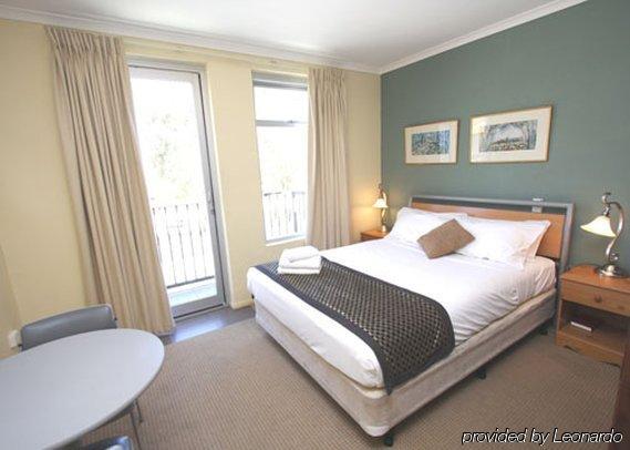Adelaide's Park Motel 3*