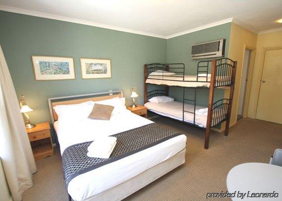 Adelaide's Park 3*