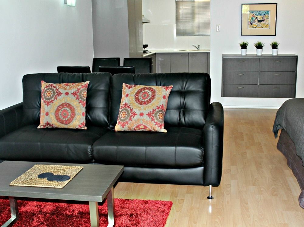 Dress Circle - Archer Street Apartment