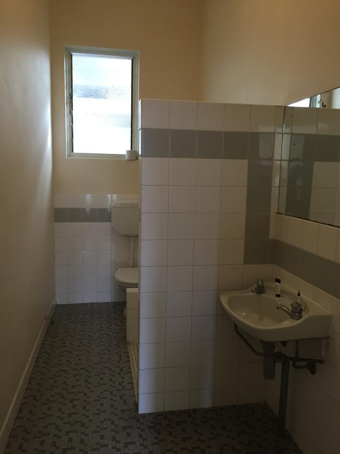 Backpackers And Travellers Hostel Adelaide
