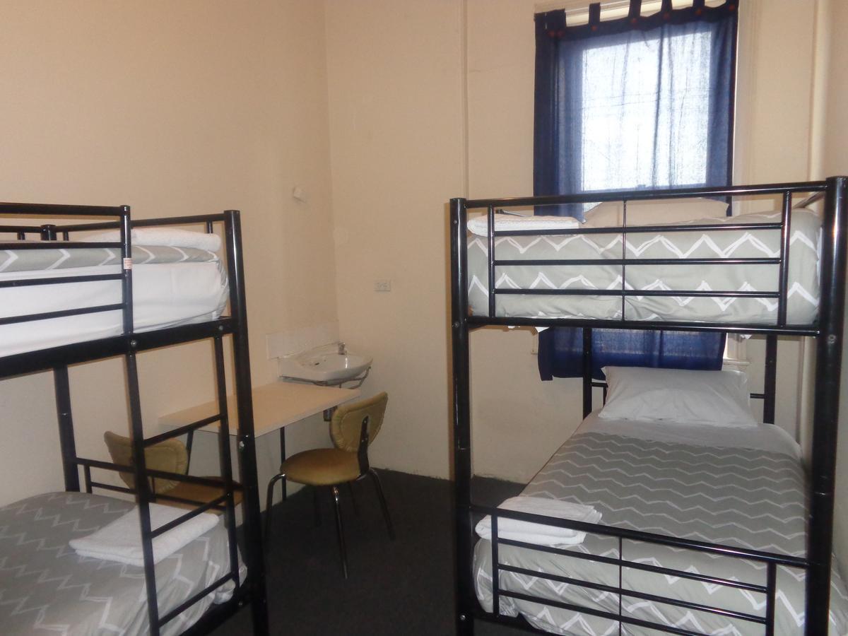 Backpackers And Travellers Hostel Adelaide