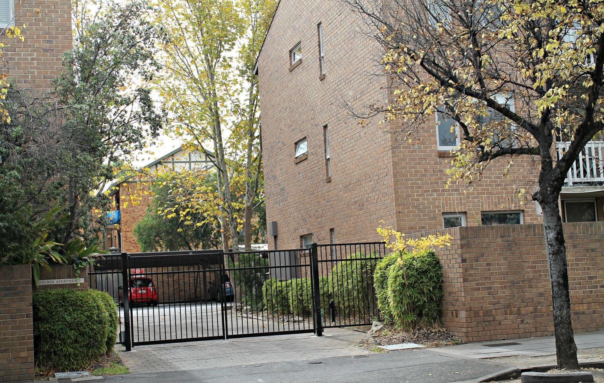Dress Circle - Archer Street Apartment Adelaide