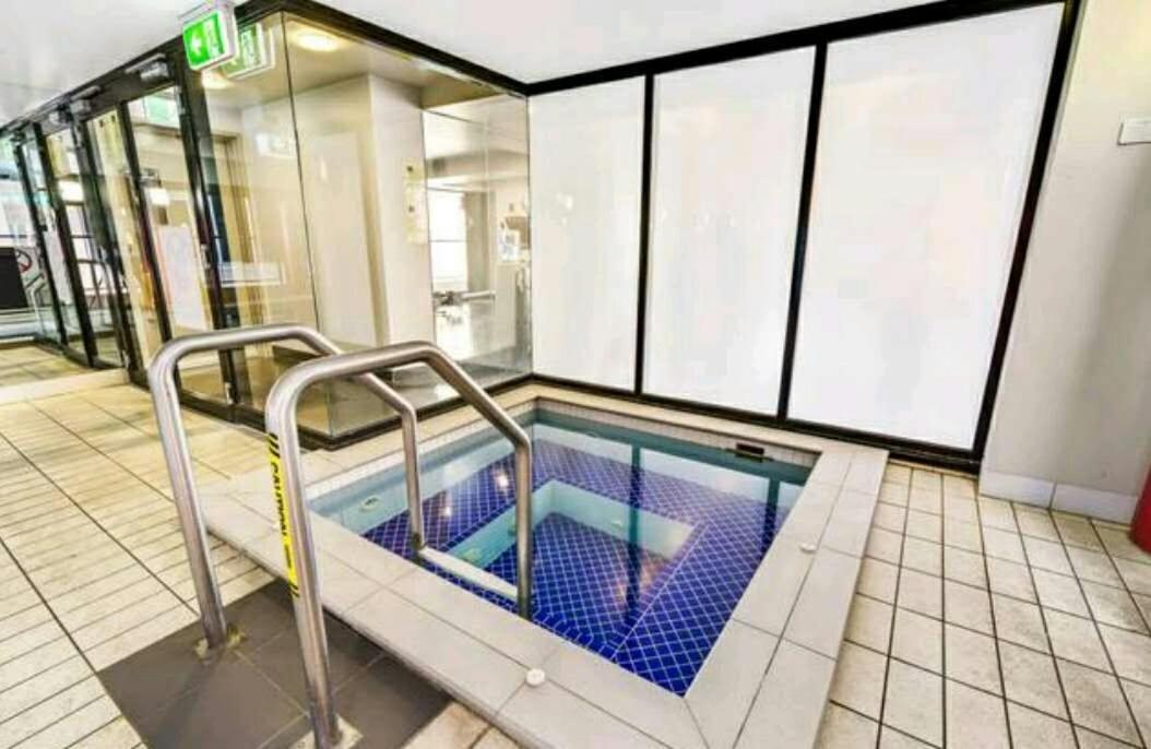 Aparthotel Stylish Apt In North Ter & City View & Free Parking Adelaide