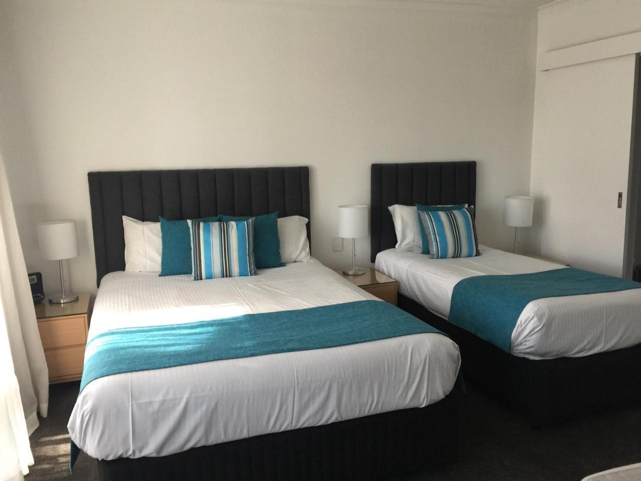 Ensenada Motor And Motel 4*
