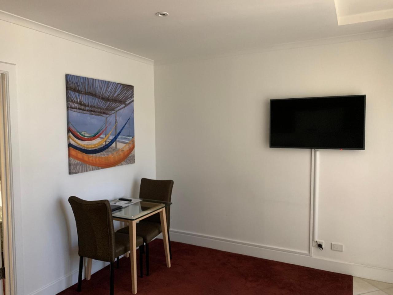 Motel Ensenada Motor And 4*