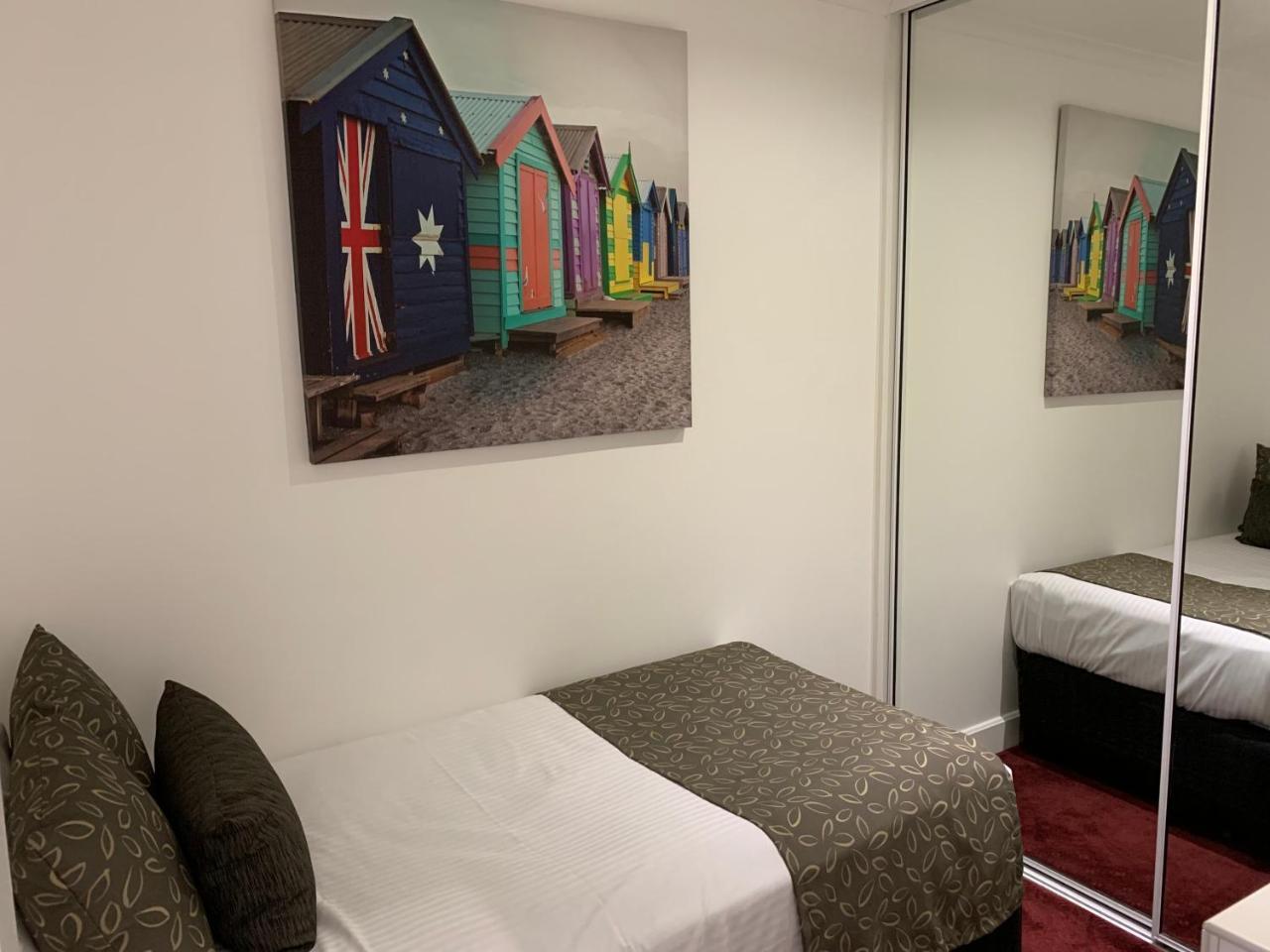 Ensenada Motor And Motel 4*