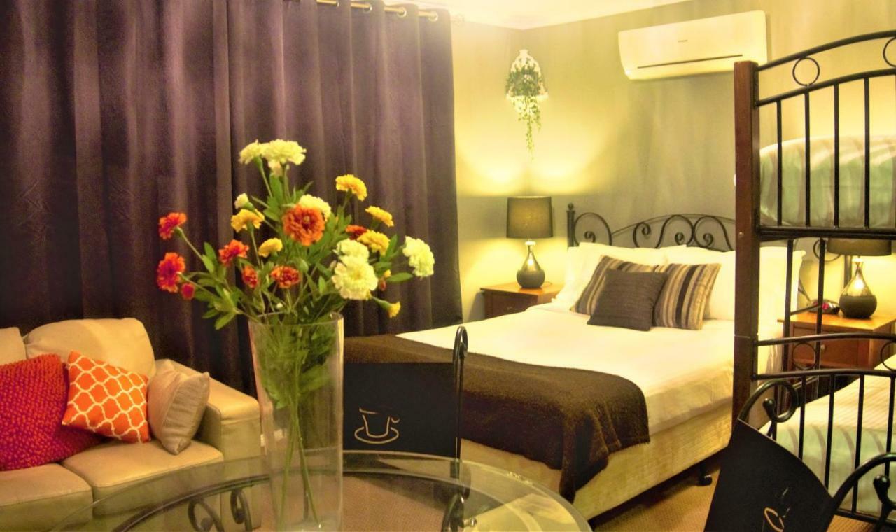 Adelaide's Park Motel 3*