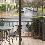 Carrington Views,3 Bedrooms, Cbd, Parking