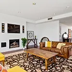 Swainson On Waymouth - Penthouse