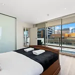 2Br Cbd Apt Swimming Pool Sauna Spa Cbd