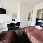 Jacksons Motor Inn