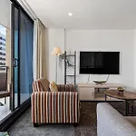 New Heights On North Terrace - 2Br Cbd Views Pool