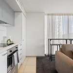 New Heights On North Terrace - 2Br Cbd Views Pool