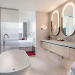 Adelaide Marriott Hotel