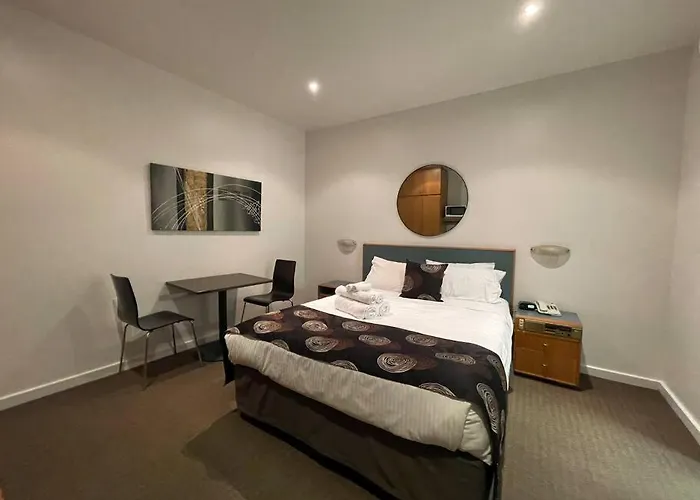 408 Lovely One Br Ex Hotel Ensuite Room In City
