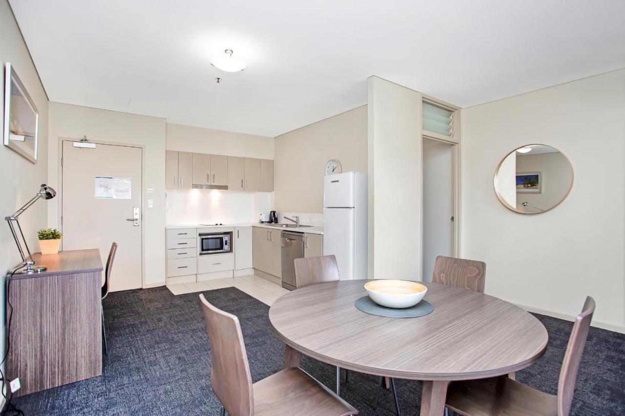 Aparthotel Hume Serviced