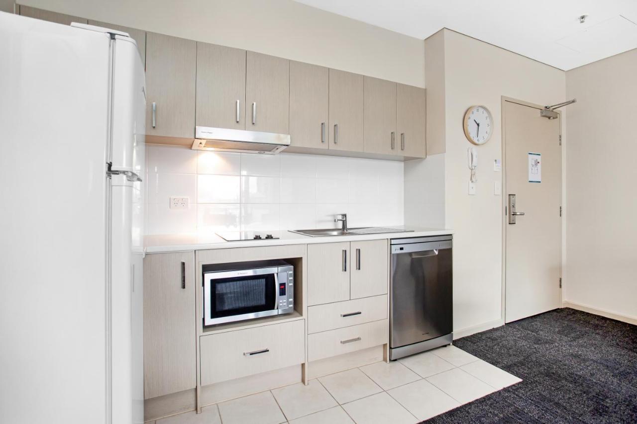 Hume Serviced Aparthotel