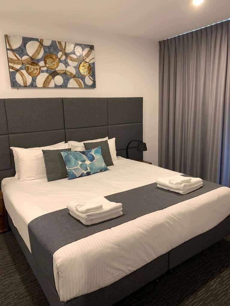 The Palms 4*