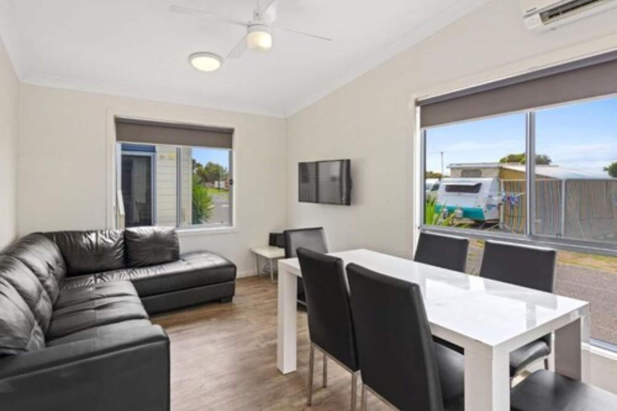 Hotel Discovery Parks - Beachfront Adelaide