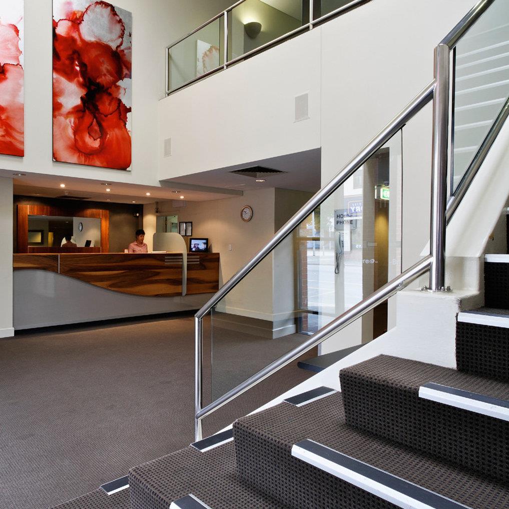 Breakfree Aparthotel 4*