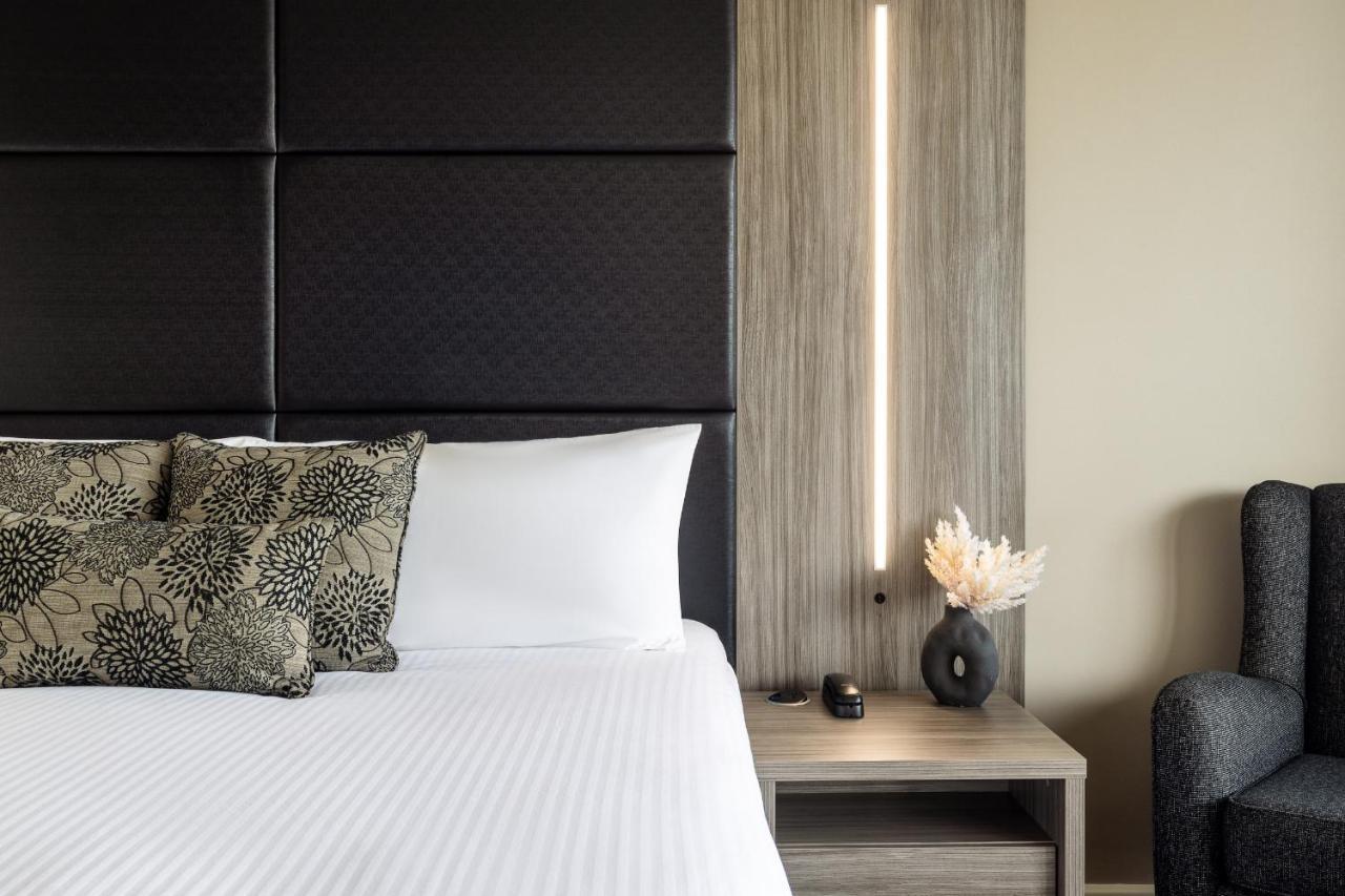 Rydges South Park Hotel