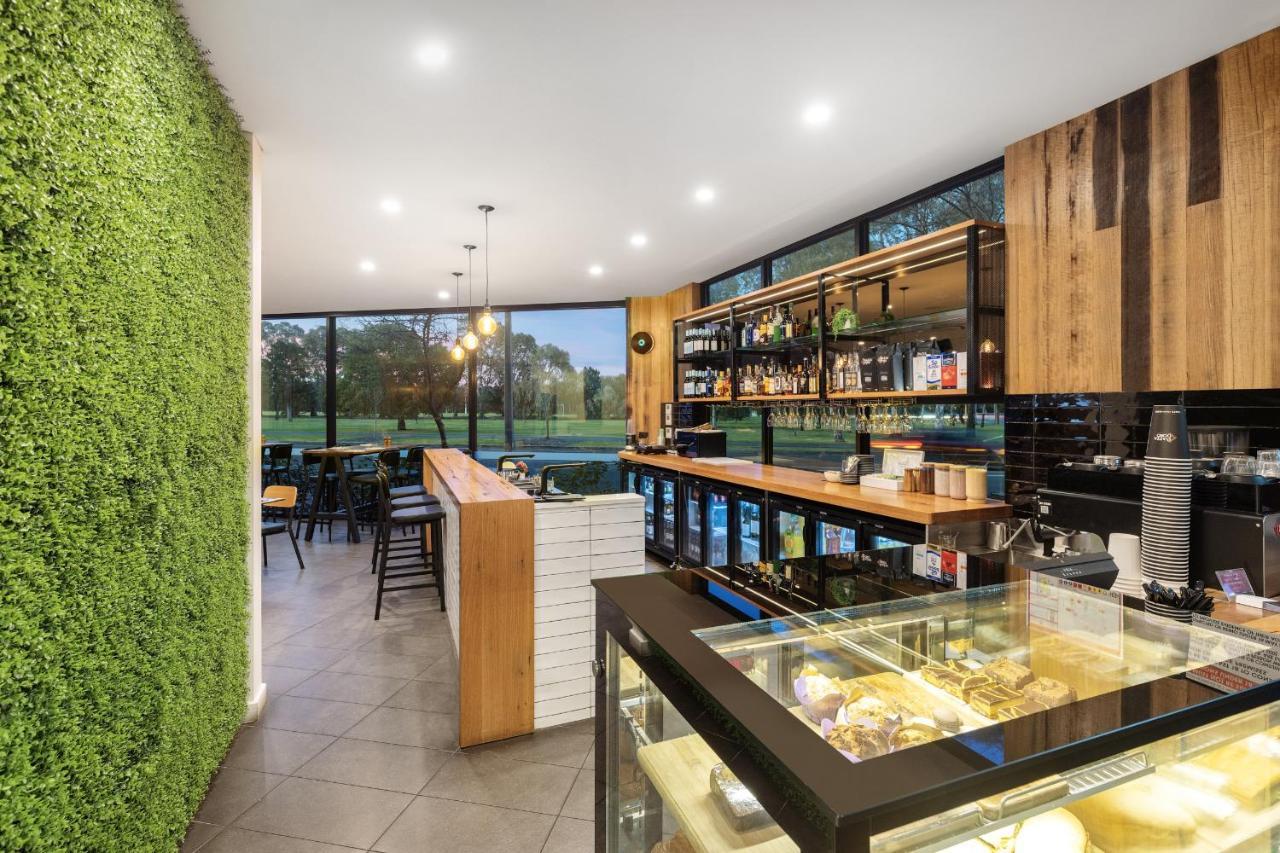 Rydges South Park Hotel