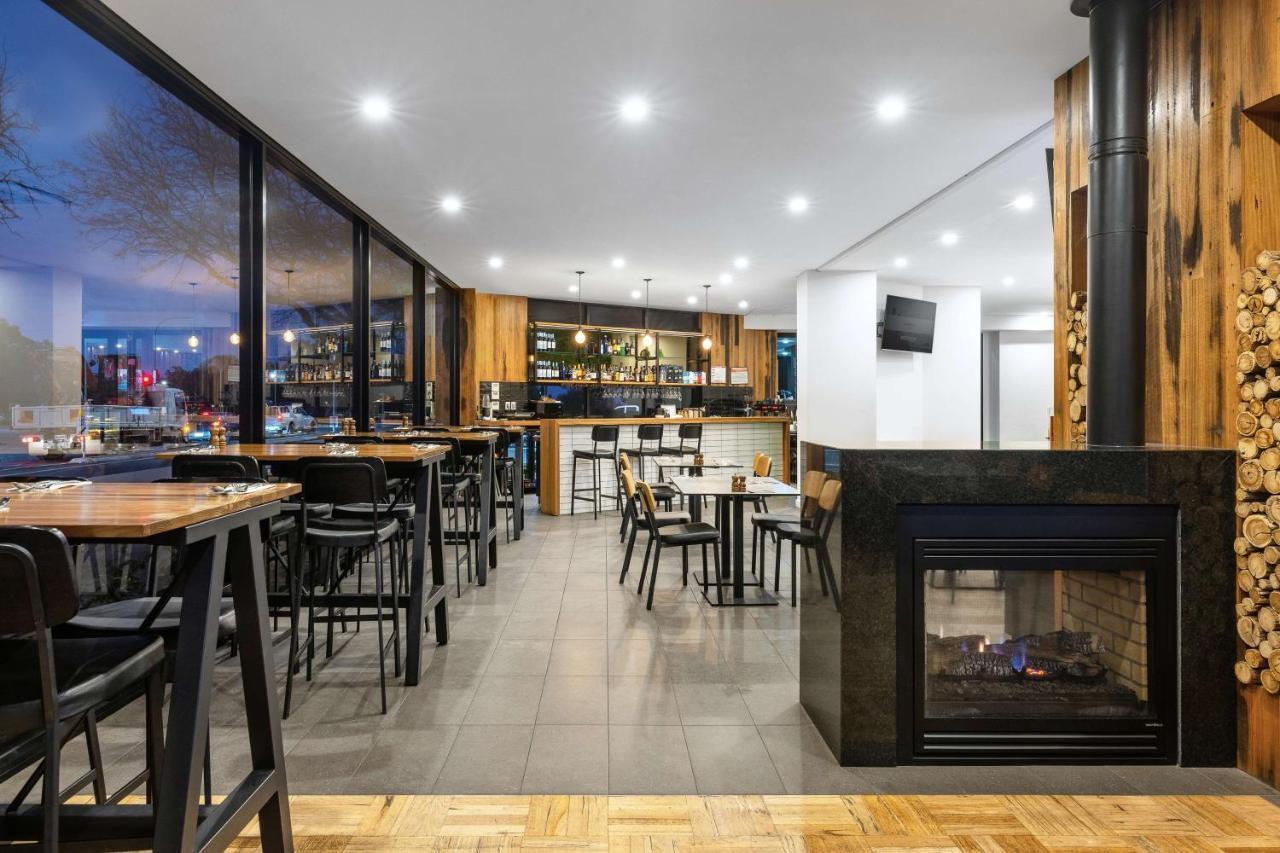 Hotel Rydges South Park 4*