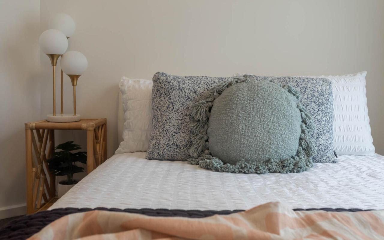 Carrington Views,3 Bedrooms, Cbd, Parking *